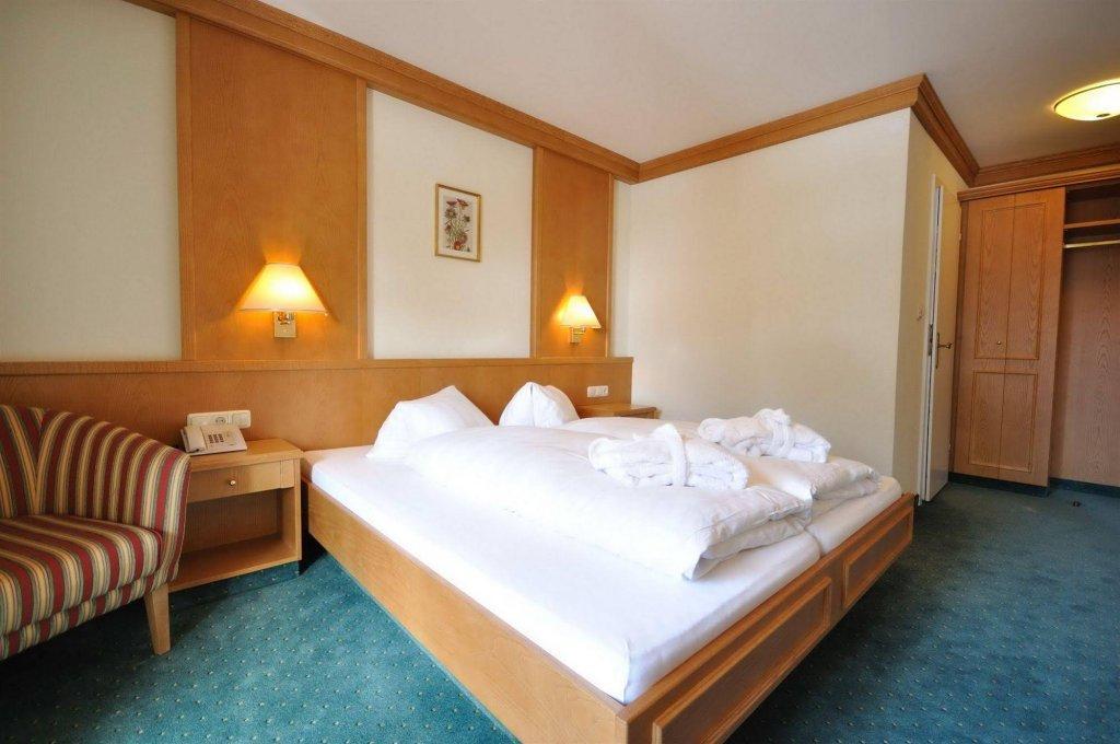 Classic Rooms By Crystal Sankt Johann in Tirol Eksteriør bilde